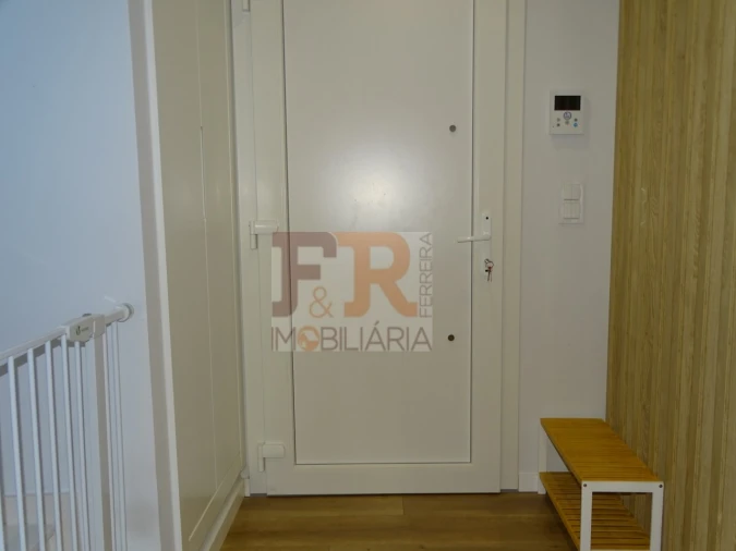 Moradia T4 para Venda em Fernao Ferro Foto 22