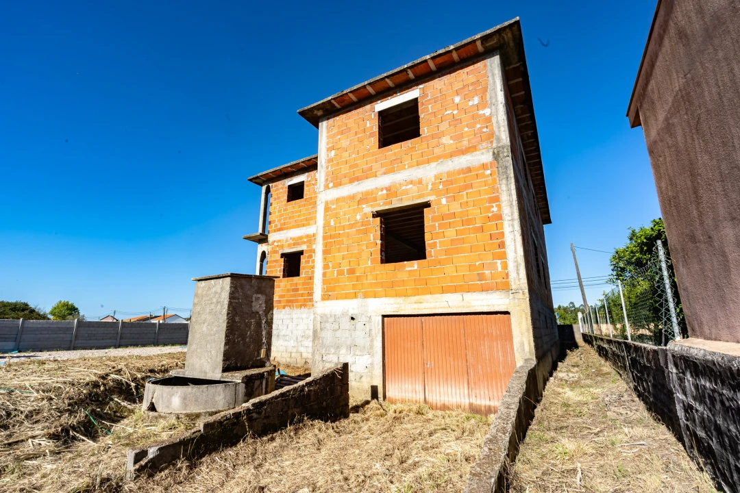 Moradia T5 para Venda em Arazede Foto 14