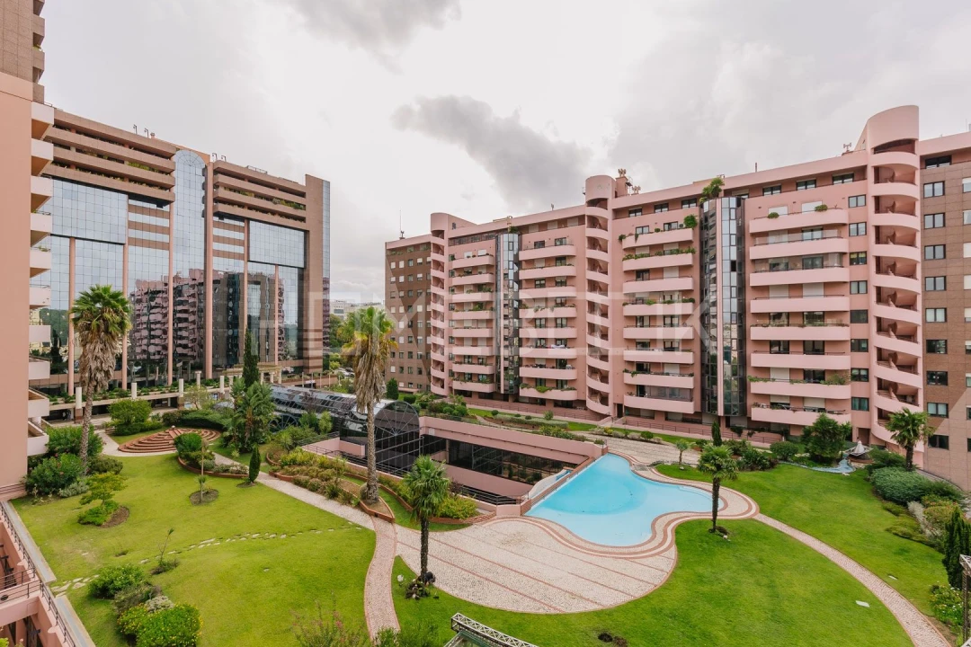 Apartamento T1 para Arrendamento em São Domingos de Benfica Foto 1