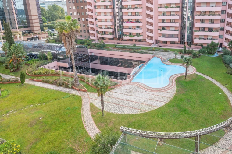 Apartamento T1 para Arrendamento em São Domingos de Benfica Foto 22