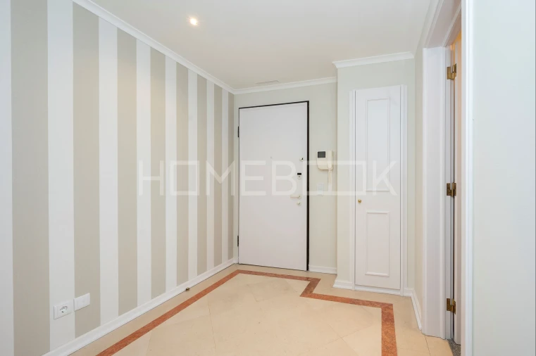 Apartamento T1 para Arrendamento em São Domingos de Benfica Foto 2