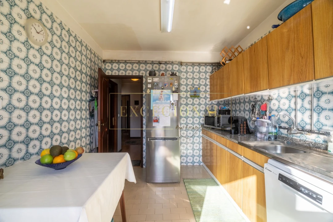 Apartamento T3 para Venda em Vilar de Andorinho Foto 23