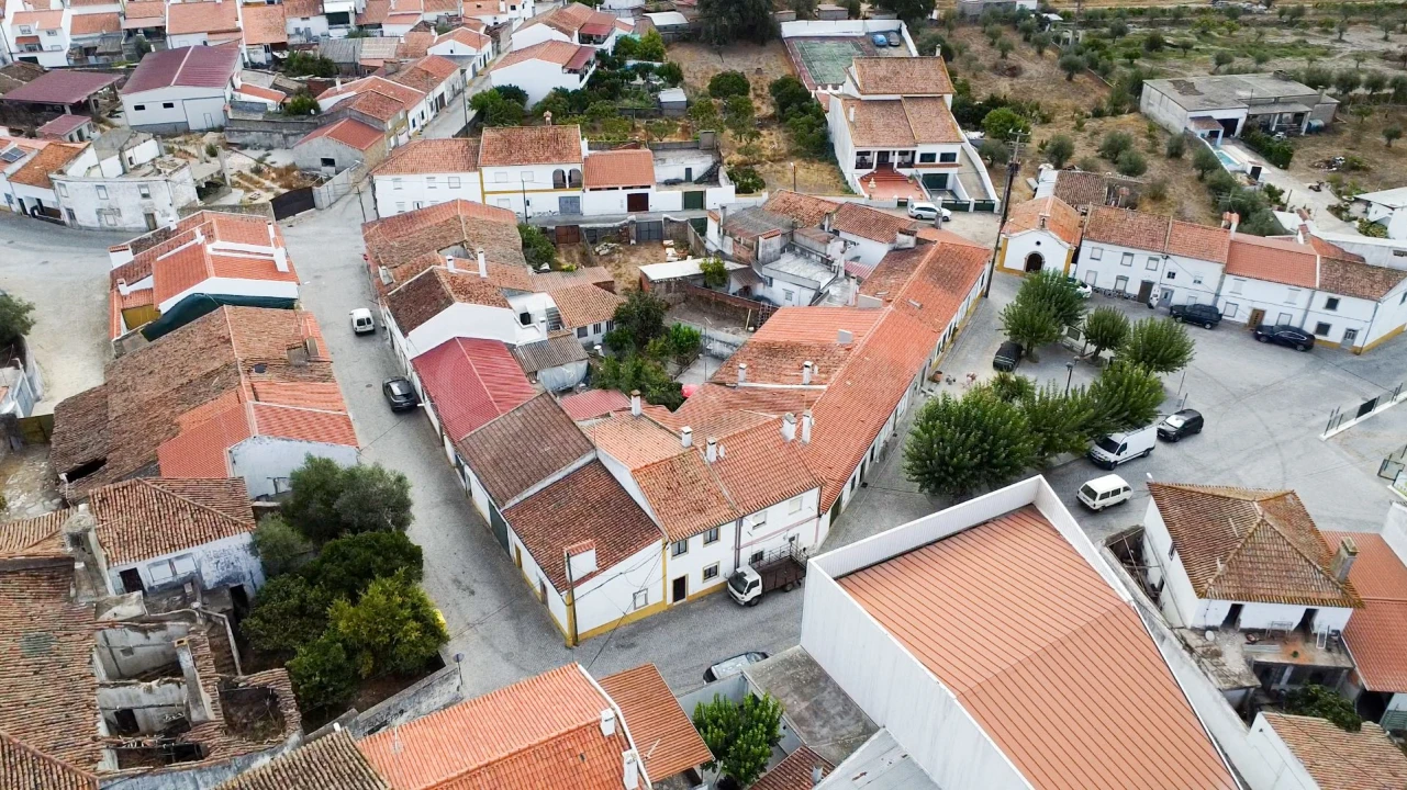Moradia T2 para Venda em Gafete Foto 54