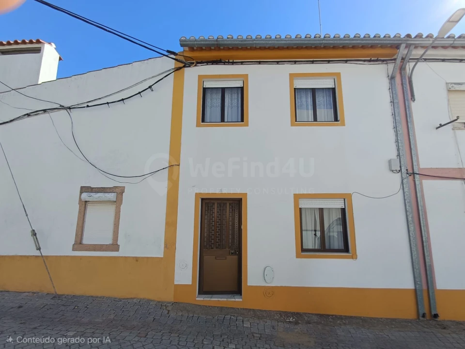 Moradia T2 para Venda em Gafete Foto 4