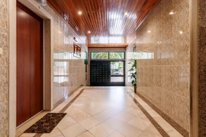 Apartamento T2 para Venda em Algueirão-Mem Martins