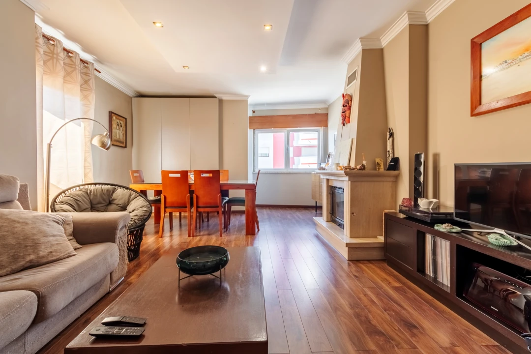 Apartamento T2 para Venda em Algueirão-Mem Martins Foto 8