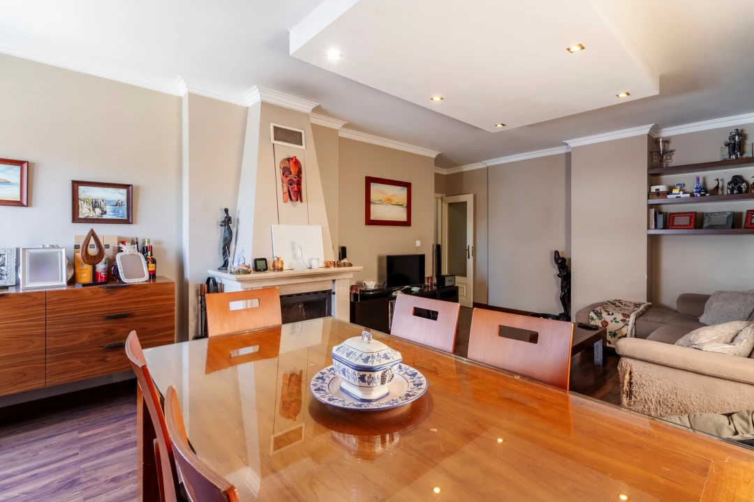Apartamento T2 para Venda em Algueirão-Mem Martins Foto 13