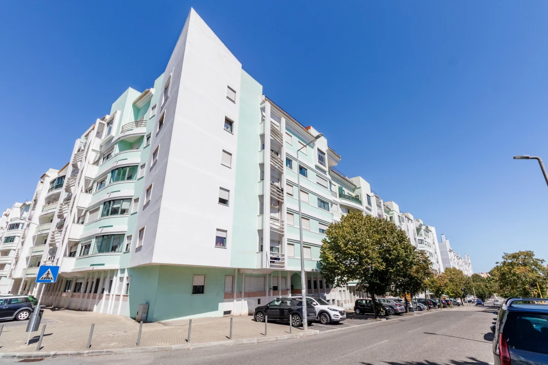 Apartamento T2 para Venda em Algueirão-Mem Martins Foto 35