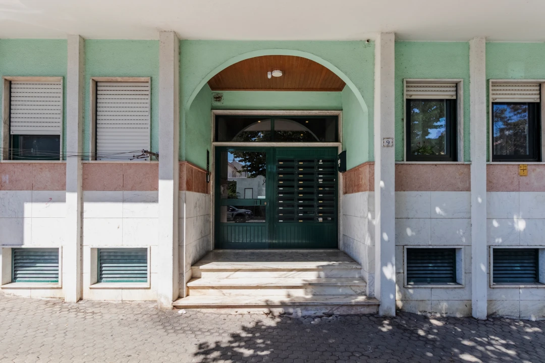 Apartamento T2 para Venda em Algueirão-Mem Martins Foto 33