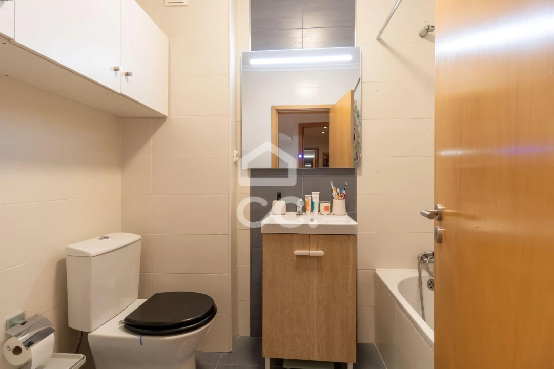 Apartamento T2 para Venda em Barreiro e Lavradio Foto 12