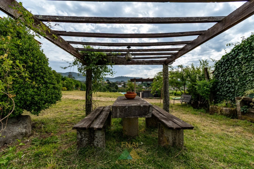 Quinta T3 para Venda em Arcozelo Foto 13