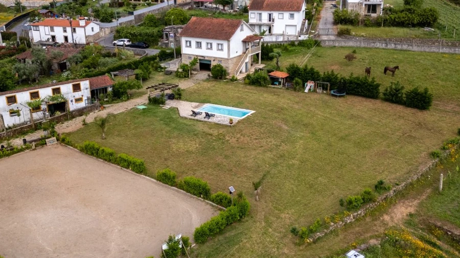 Quinta T3 para Venda em Arcozelo
