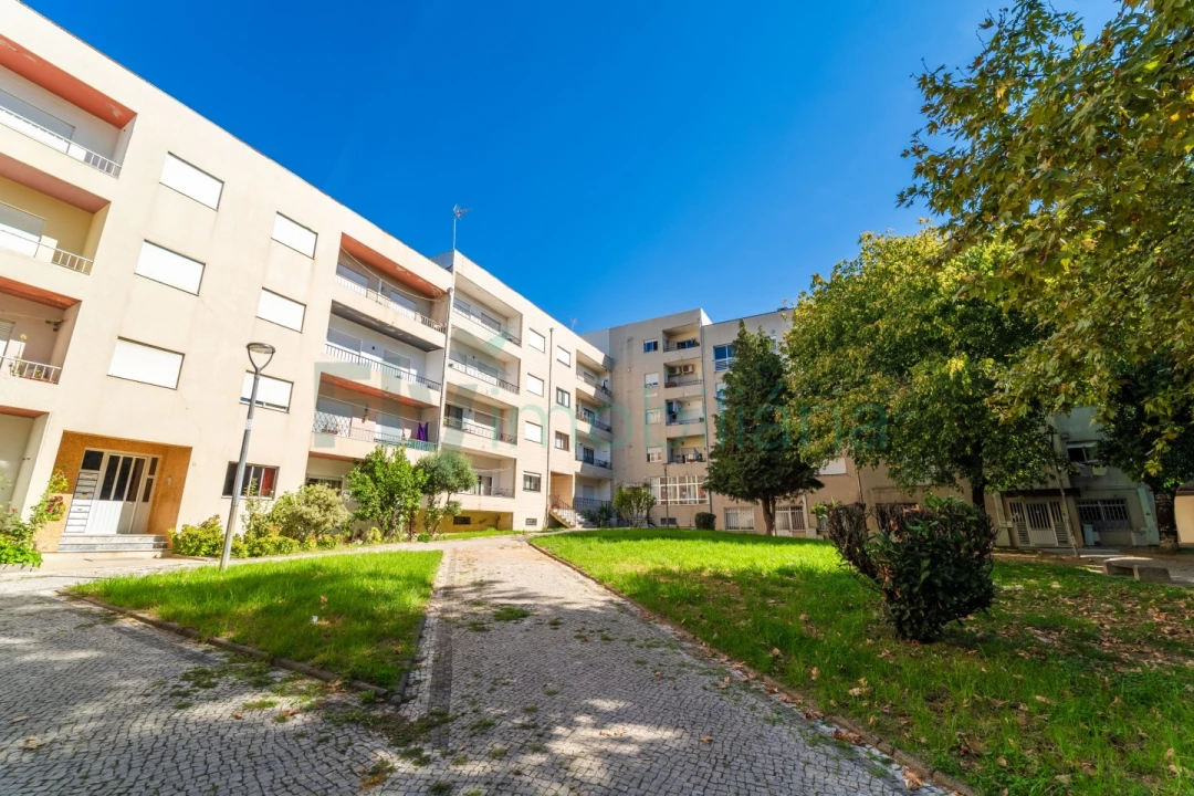 Apartamento T3 para Venda em Braga (São José de São Lázaro e São João do Souto) Foto 1