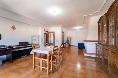 Apartamento T3 para Venda em Braga (São José de São Lázaro e São João do Souto)