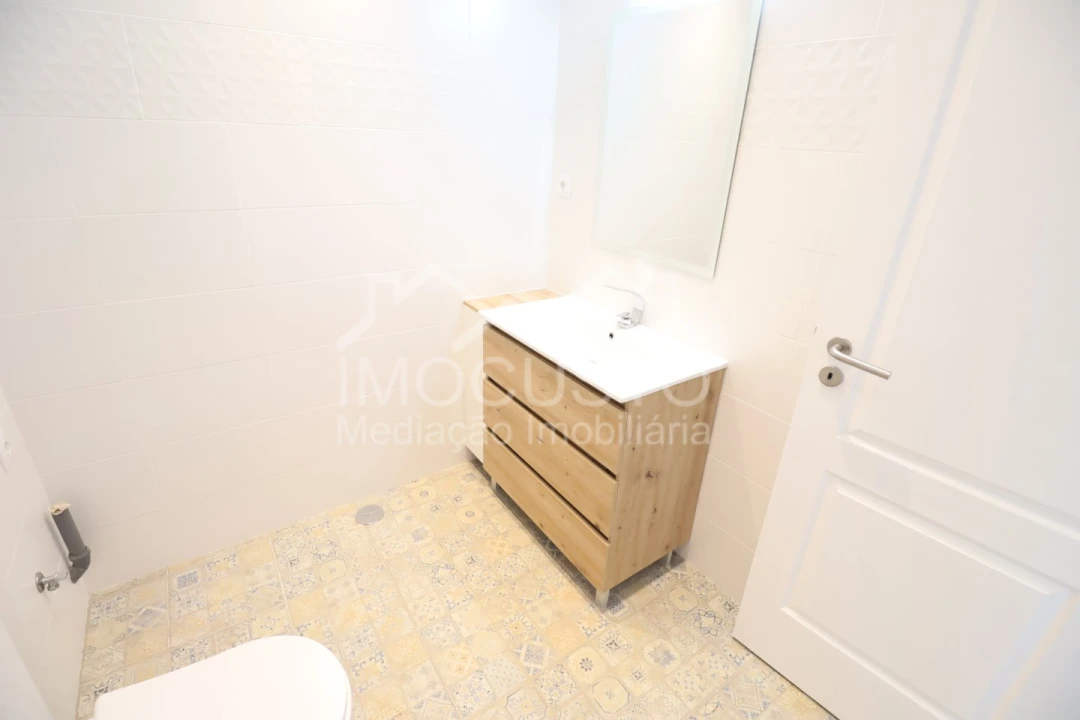 Moradia T3 para Venda em Azinhal Foto 11