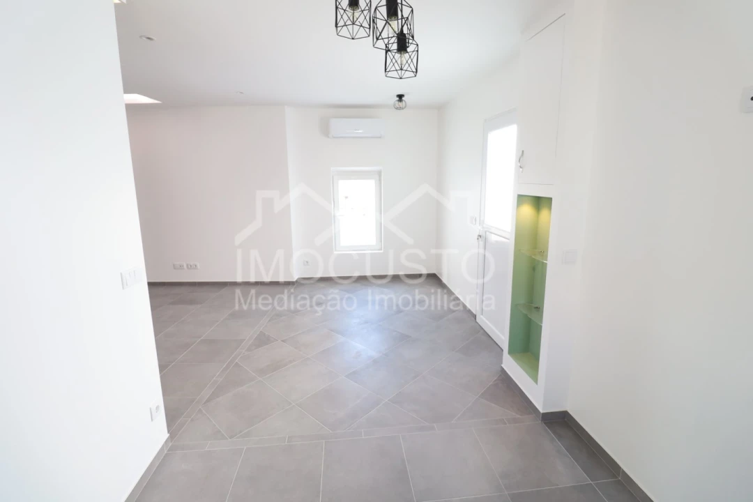 Moradia T3 para Venda em Azinhal Foto 15