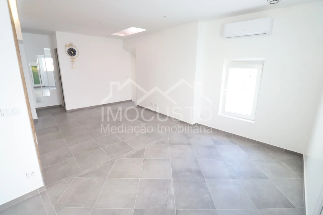 Moradia T3 para Venda em Azinhal Foto 17