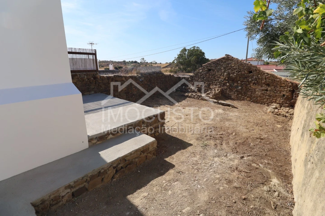 Moradia T3 para Venda em Azinhal Foto 25