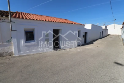 Moradia T3 para Venda em Azinhal