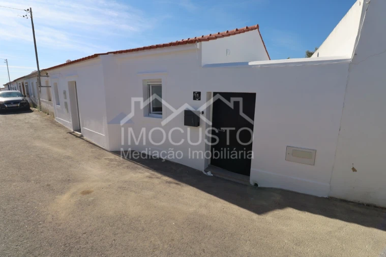 Moradia T3 para Venda em Azinhal Foto 3