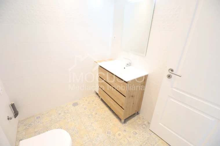 Moradia T3 para Venda em Azinhal Foto 11