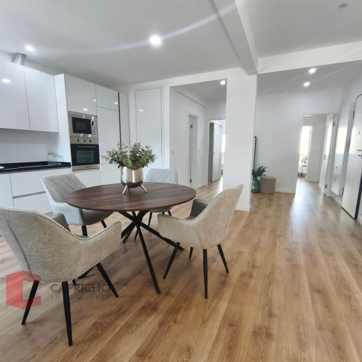 Apartamento T3 para Venda em Benfica Foto 6