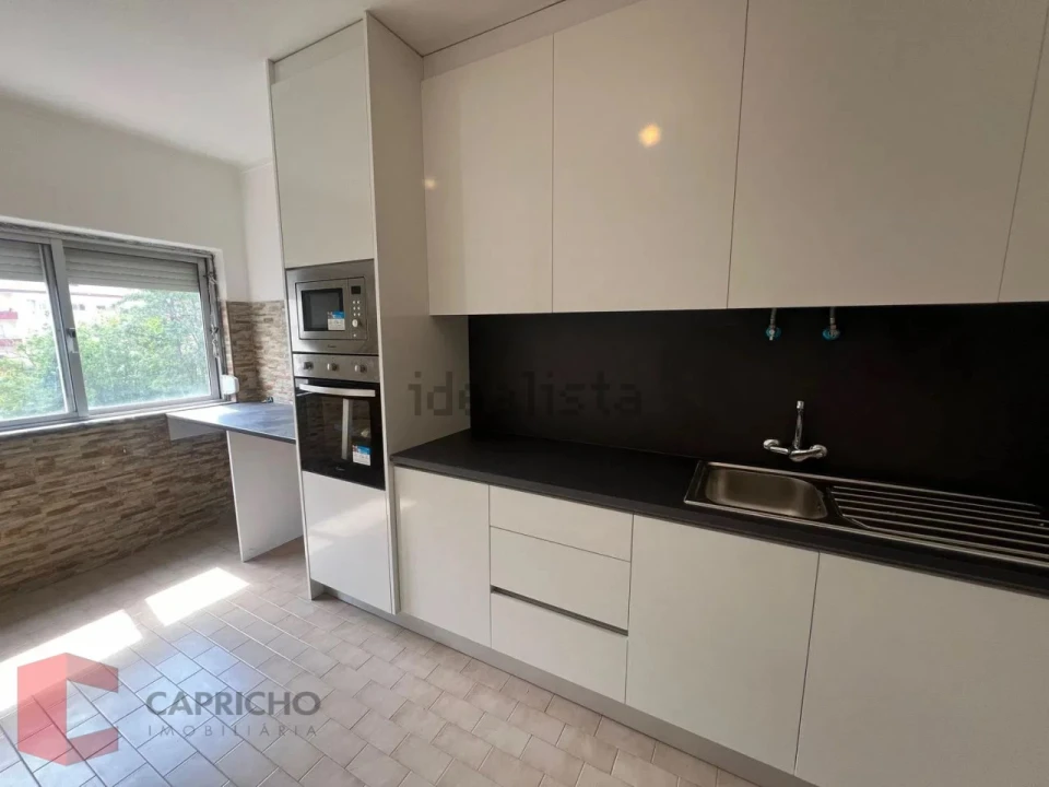 Apartamento T3 para Arrendamento em Nossa Sra de Fatima Foto 1