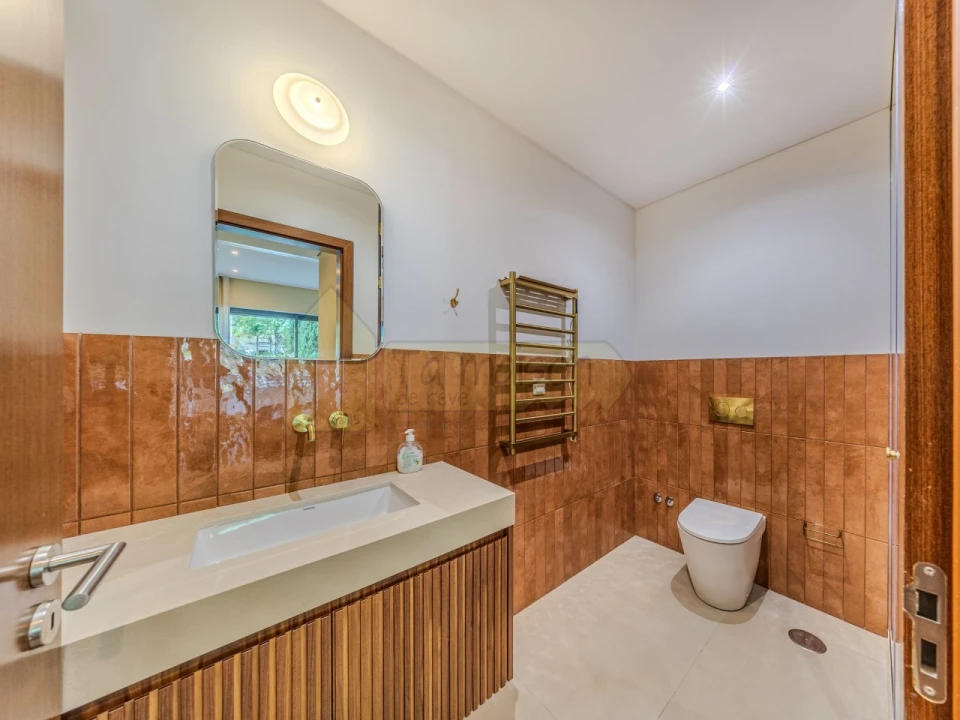 Apartamento T2 para Venda em Quarteira Foto 15