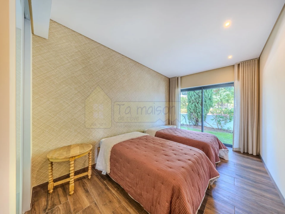 Apartamento T2 para Venda em Quarteira Foto 16