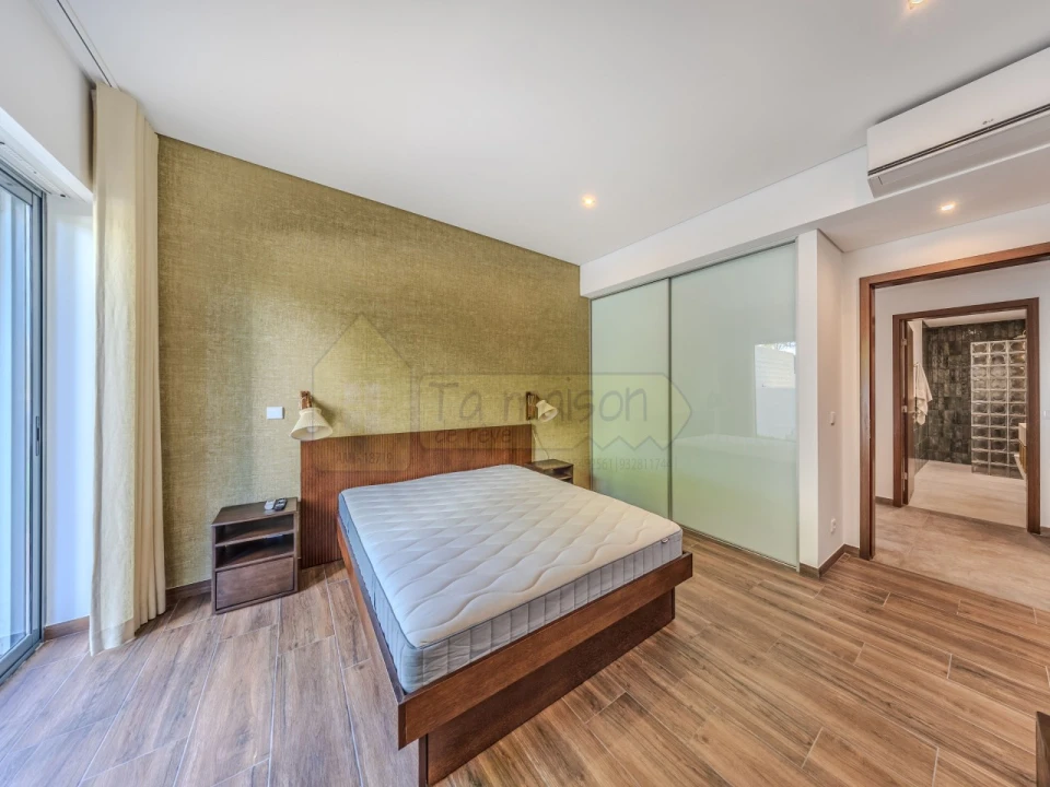Apartamento T2 para Venda em Quarteira Foto 18