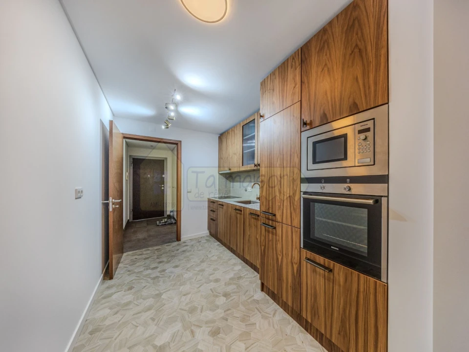 Apartamento T2 para Venda em Quarteira Foto 22