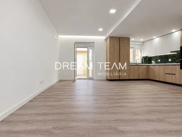 Apartamento T4 para Venda em União das Freguesias de Setúbal