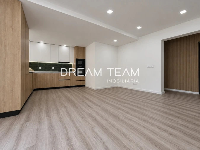 Apartamento T4 para Venda em União das Freguesias de Setúbal Foto 5