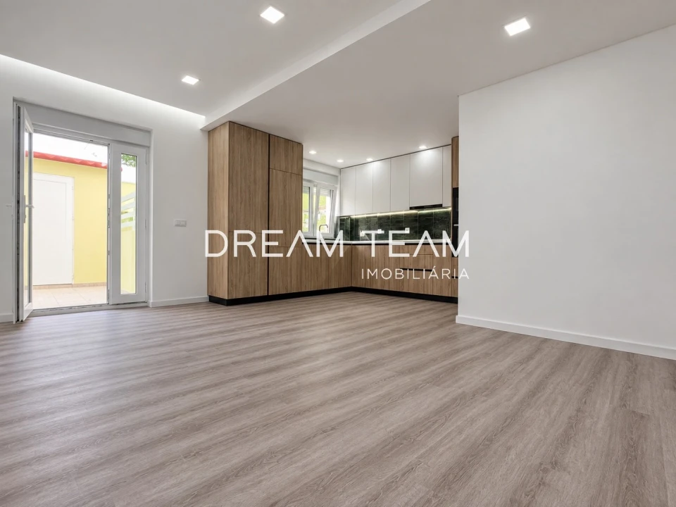Apartamento T4 para Venda em União das Freguesias de Setúbal Foto 6