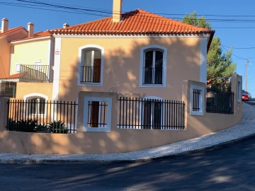 Moradia T3 para Venda em Alcabideche