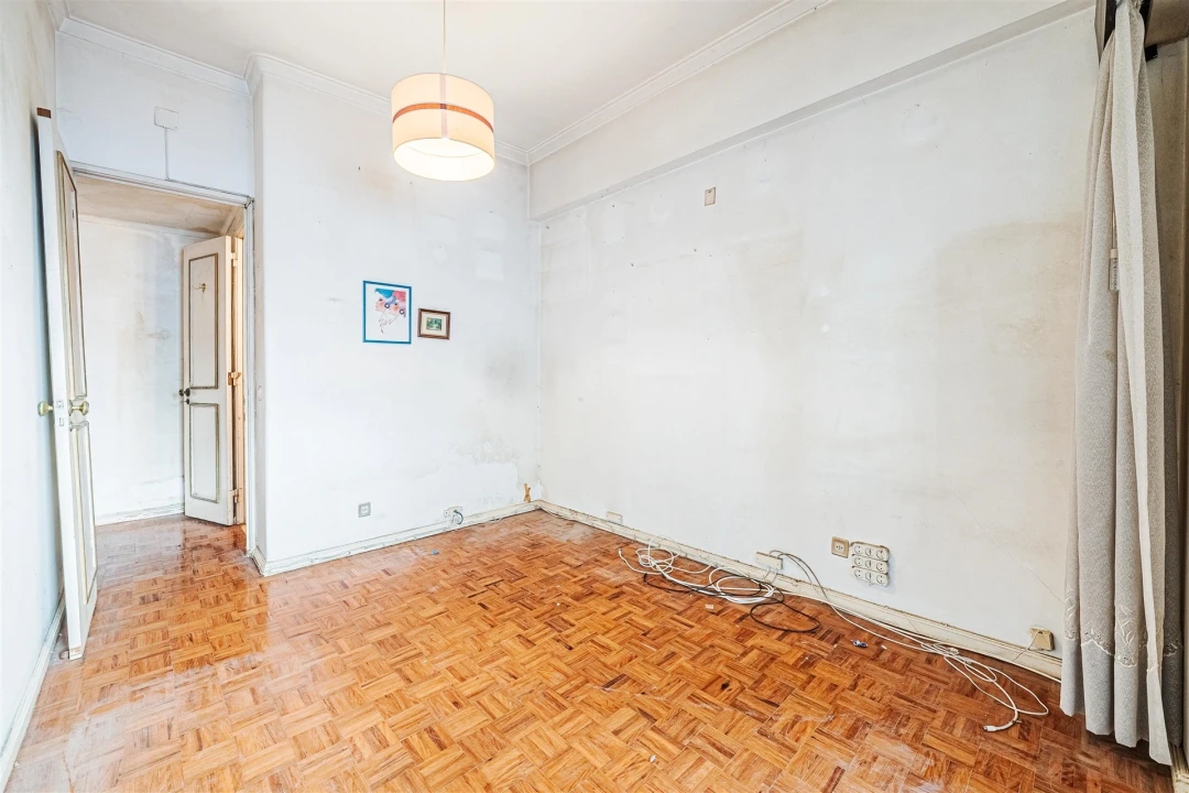 Apartamento T2 para Venda em São Domingos de Benfica Foto 18