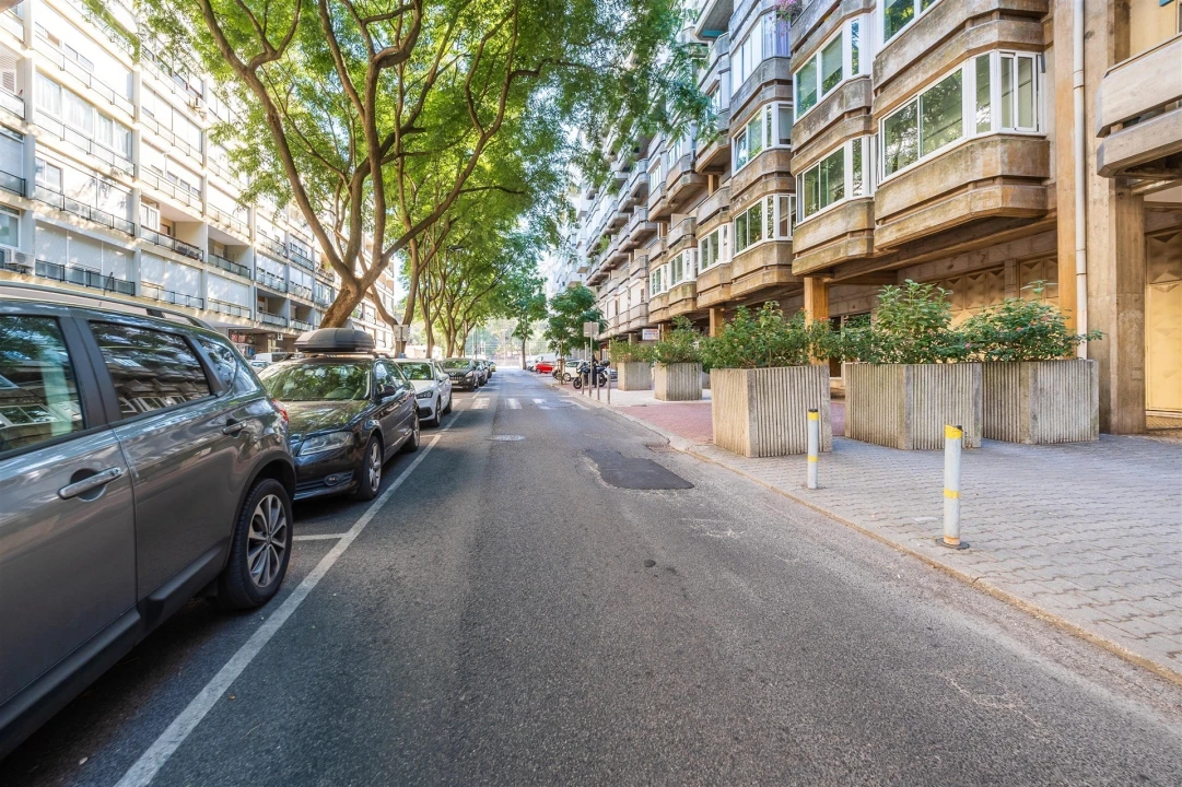 Apartamento T2 para Venda em São Domingos de Benfica Foto 3