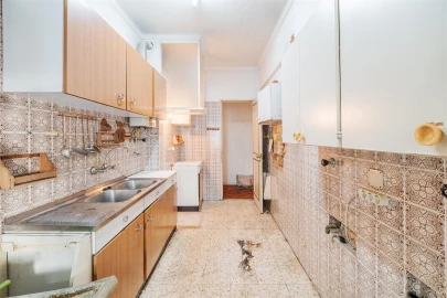 Apartamento T2 para Venda em São Domingos de Benfica