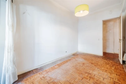 Apartamento T2 para Venda em São Domingos de Benfica