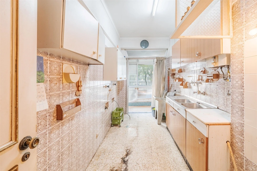 Apartamento T2 para Venda em São Domingos de Benfica Foto 24