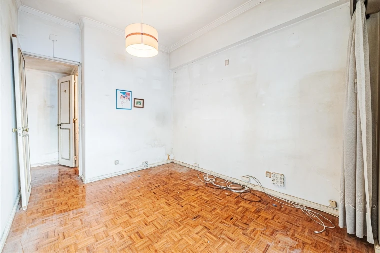 Apartamento T2 para Venda em São Domingos de Benfica Foto 18