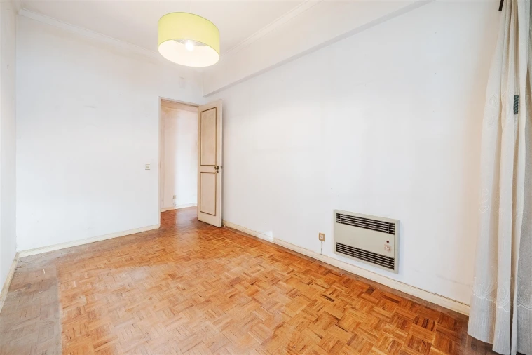 Apartamento T2 para Venda em São Domingos de Benfica Foto 9