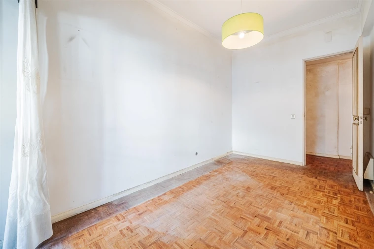Apartamento T2 para Venda em São Domingos de Benfica Foto 10