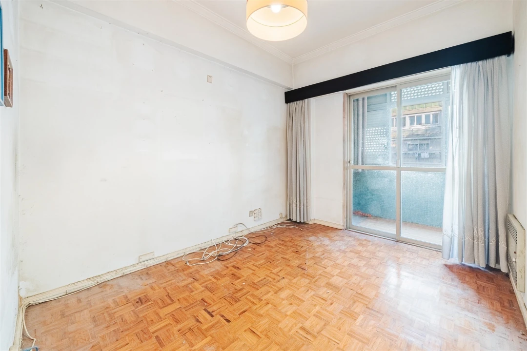 Apartamento T2 para Venda em São Domingos de Benfica Foto 16