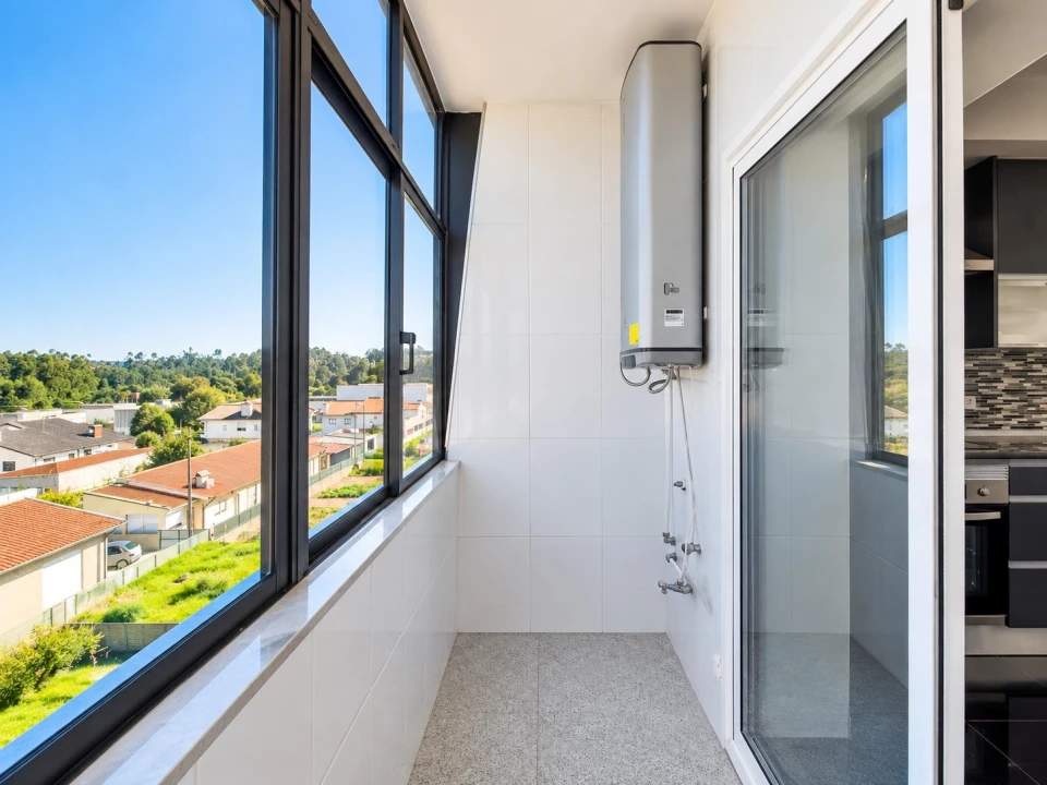 Apartamento T3 para Venda em Paços de Brandão Foto 5