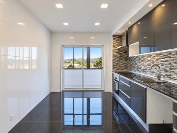 Apartamento T3 para Venda em Paços de Brandão