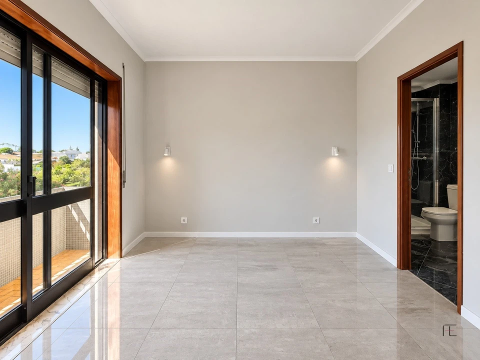 Apartamento T3 para Venda em Paços de Brandão Foto 25