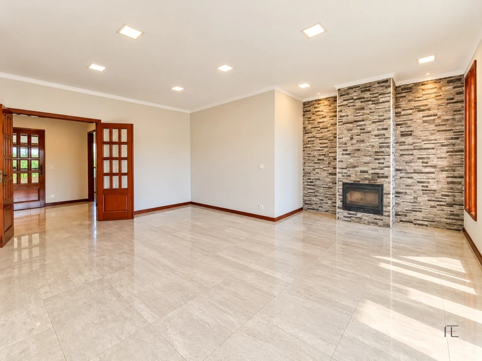 Apartamento T3 para Venda em Paços de Brandão Foto 15