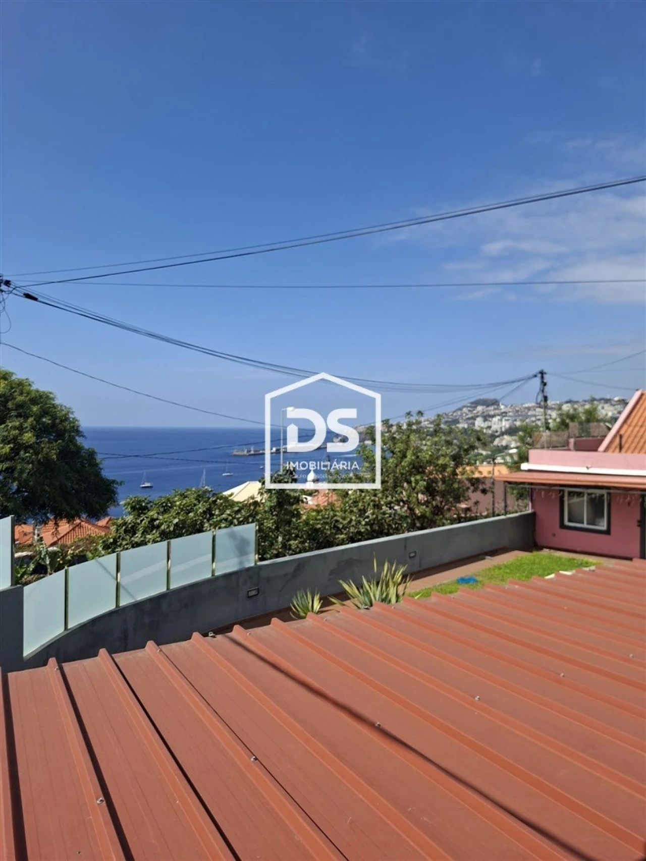 Moradia T3 para Venda em Funchal (Santa Maria Maior) Foto 1