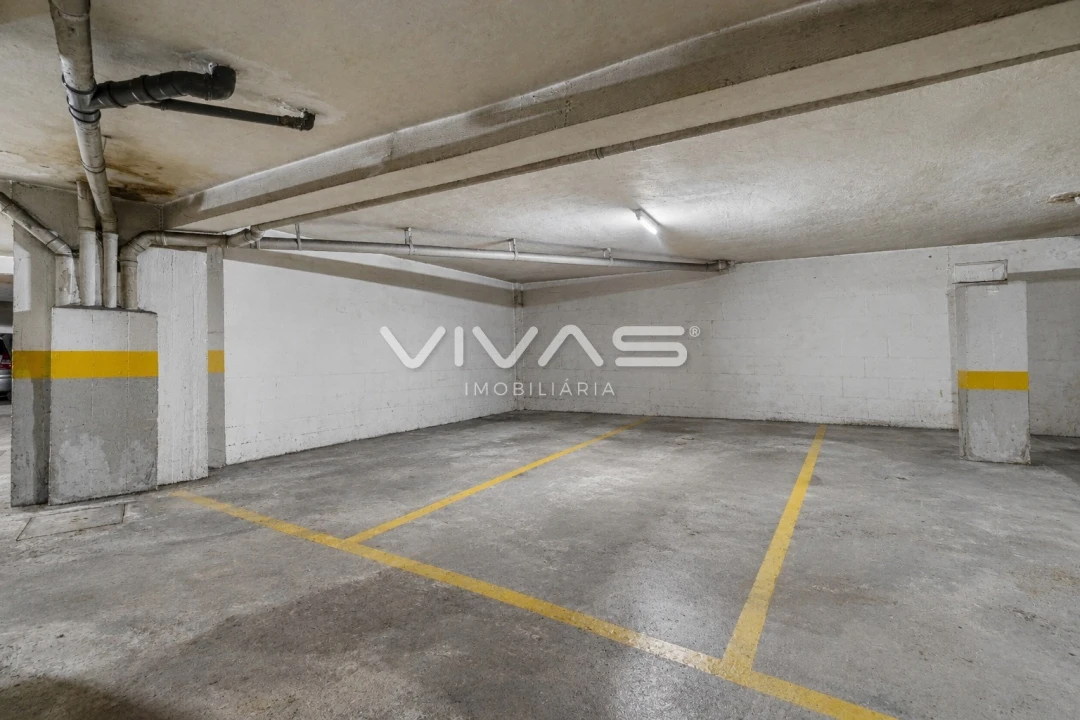 Apartamento T3 para Venda em Ferreiros e Gondizalves Foto 27